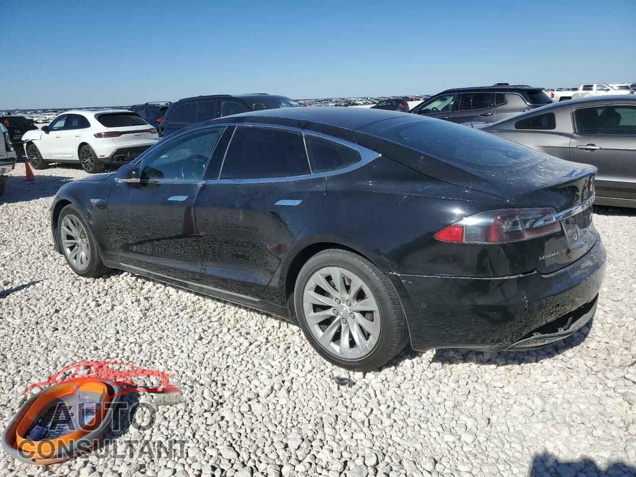 TESLA MODEL S 2016 - 5YJSA1E12GF160907