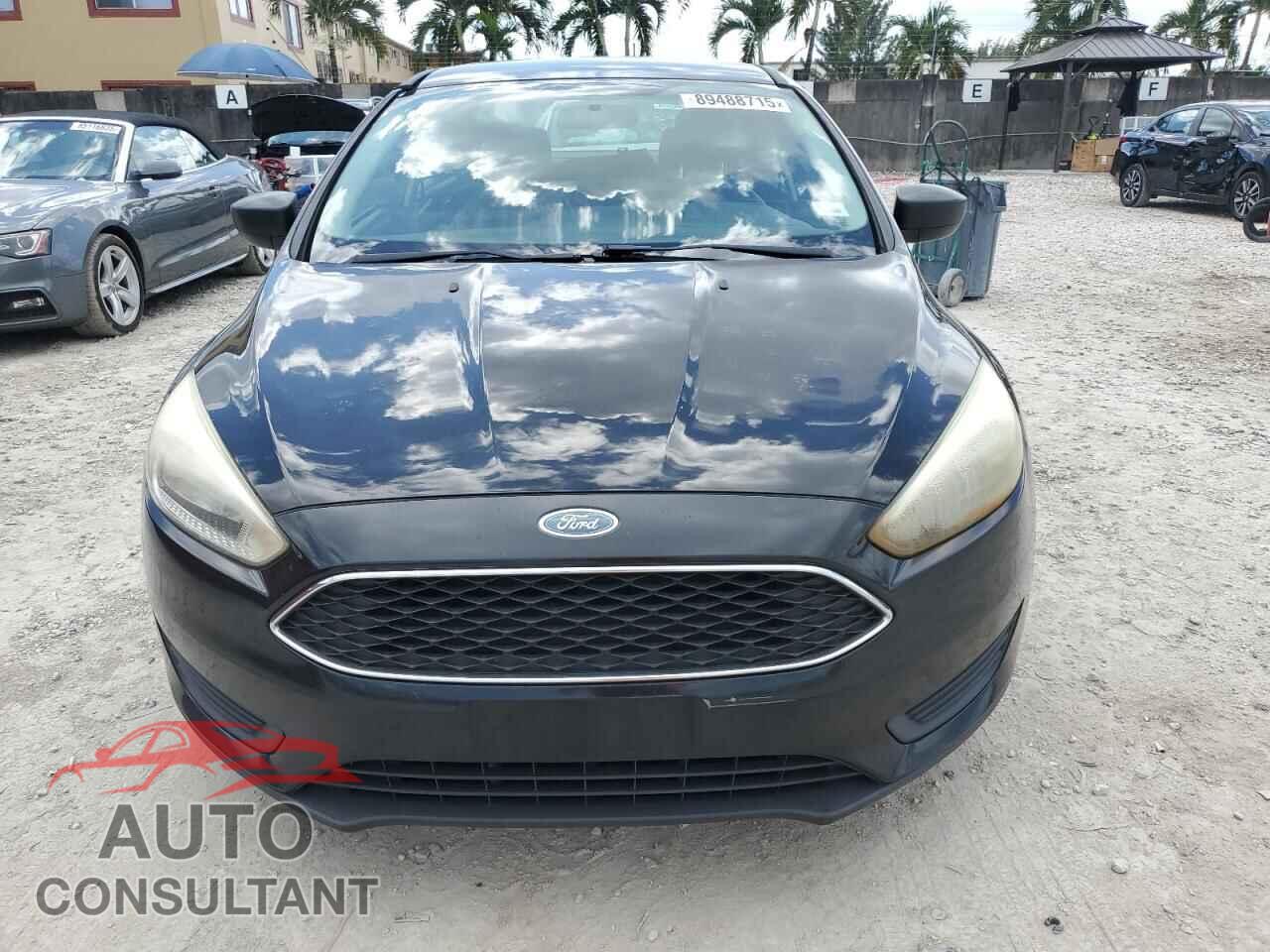 FORD FOCUS 2017 - 1FADP3E29HL231942