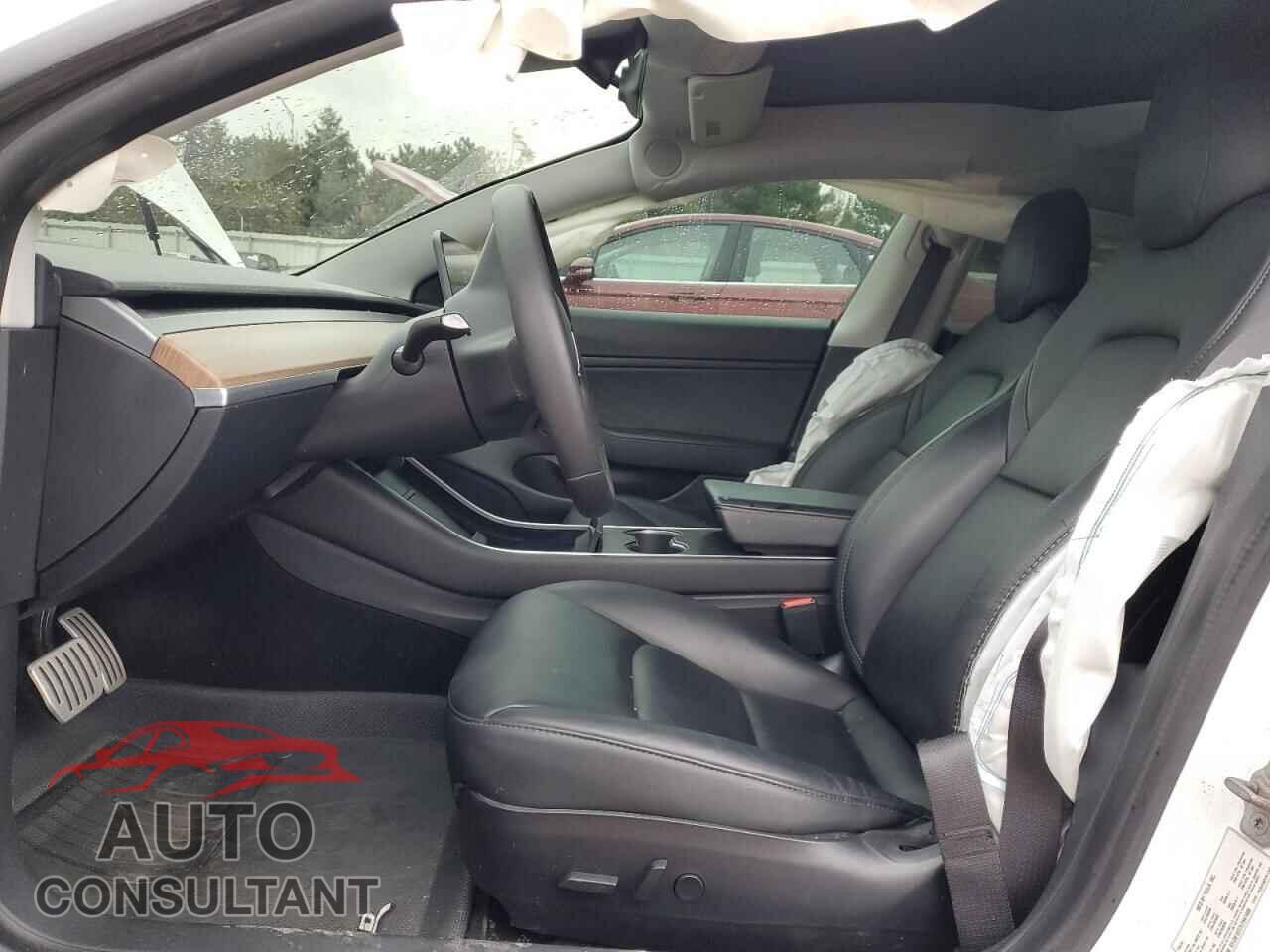 TESLA MODEL 3 2020 - 5YJ3E1EC7LF641496