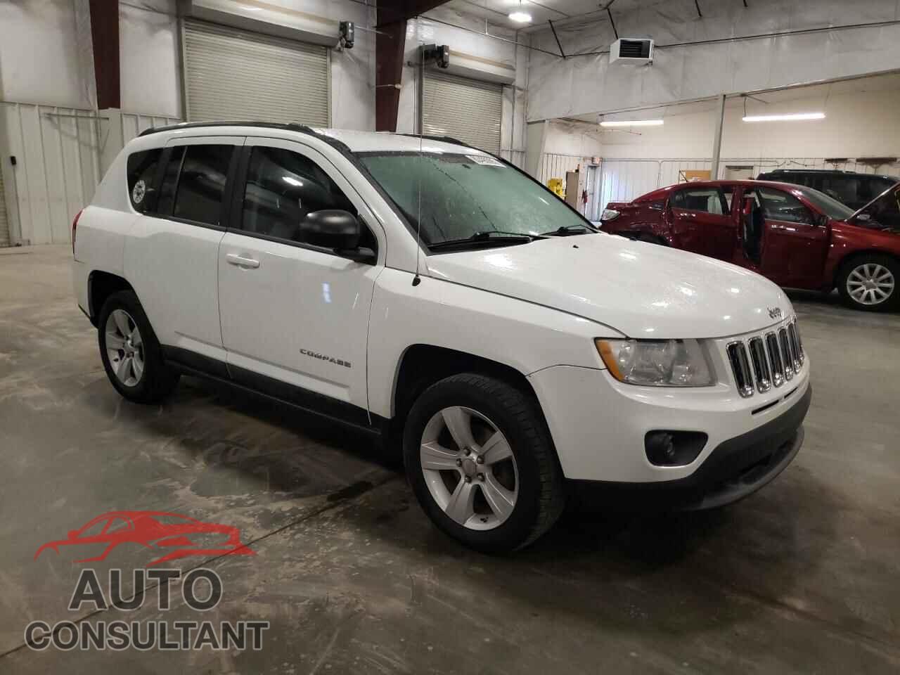 JEEP COMPASS 2011 - 1J4NF1FB5BD278420