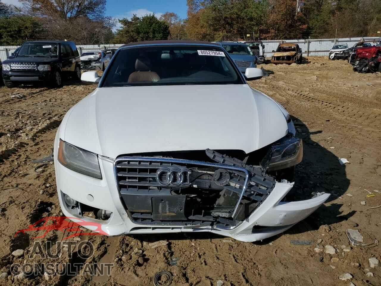 AUDI A5 2011 - WAULFAFH7BN002829