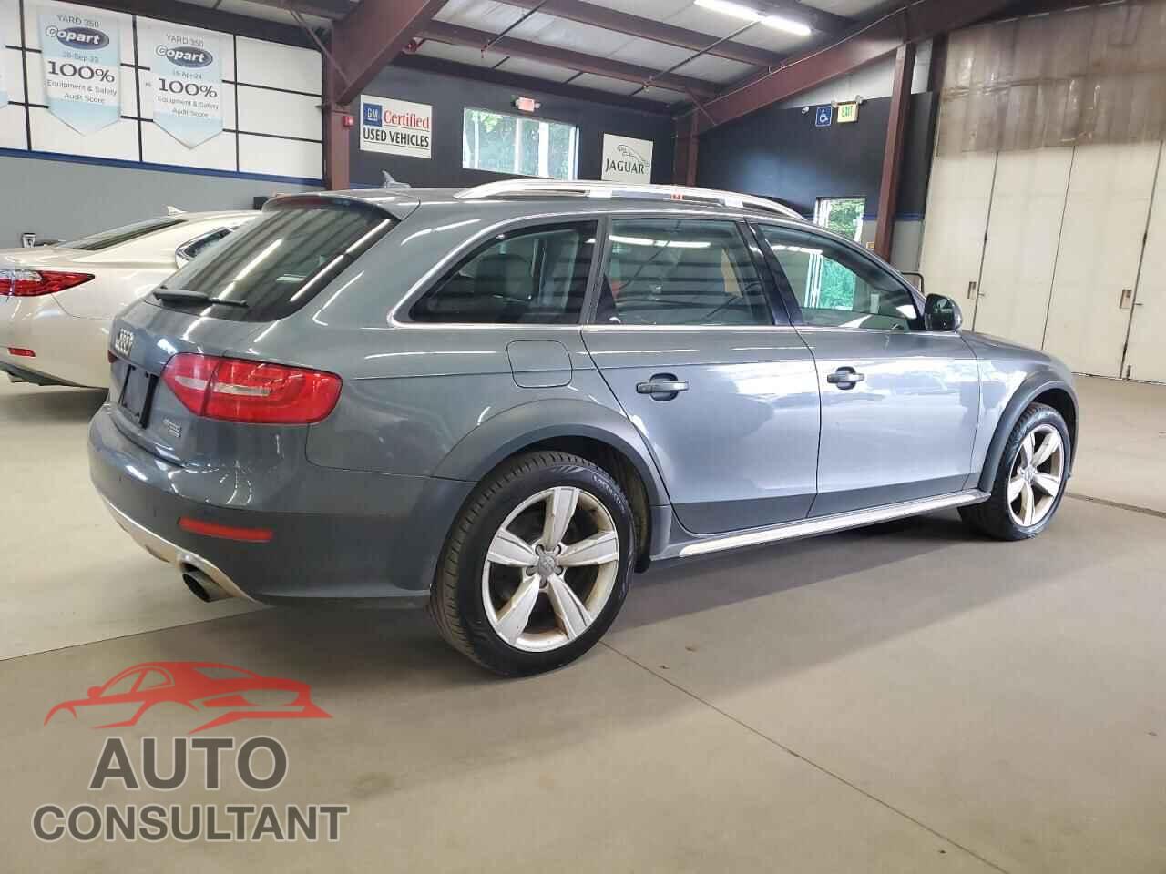 AUDI A4 2014 - WA1VFAFL5EA061139