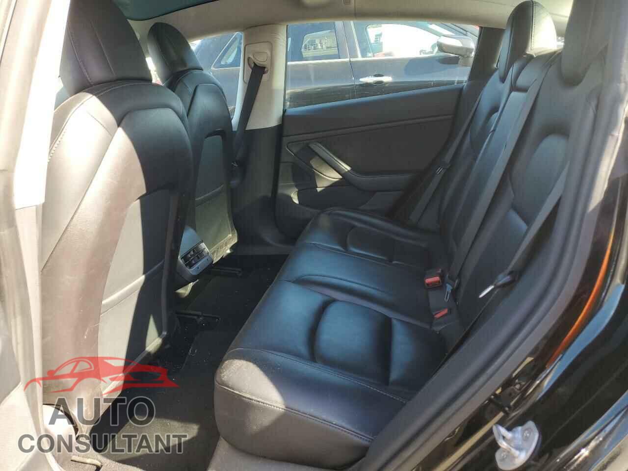 TESLA MODEL 3 2020 - 5YJ3E1EB8LF599945