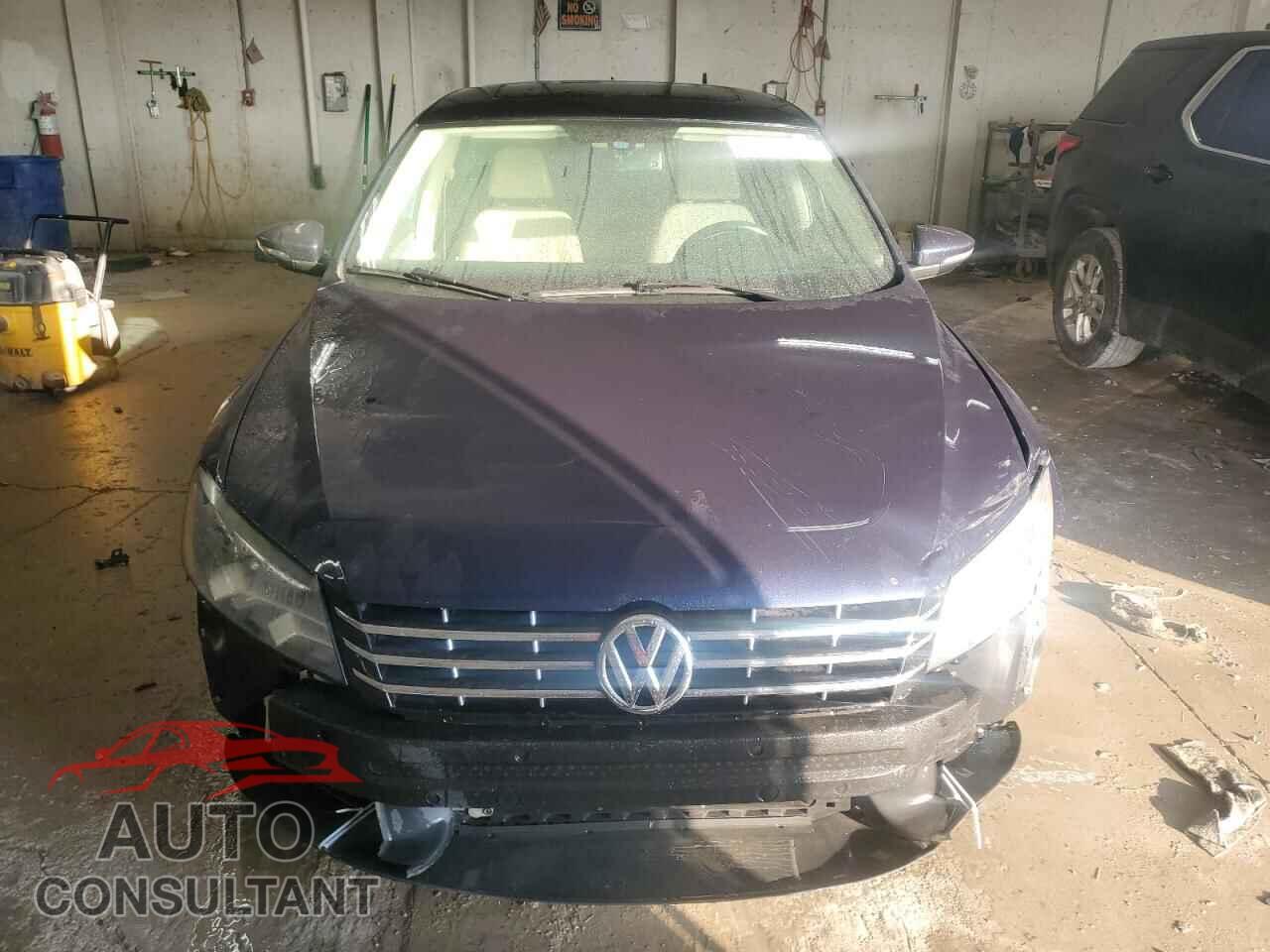 VOLKSWAGEN PASSAT 2012 - 1VWBN7A38CC074391
