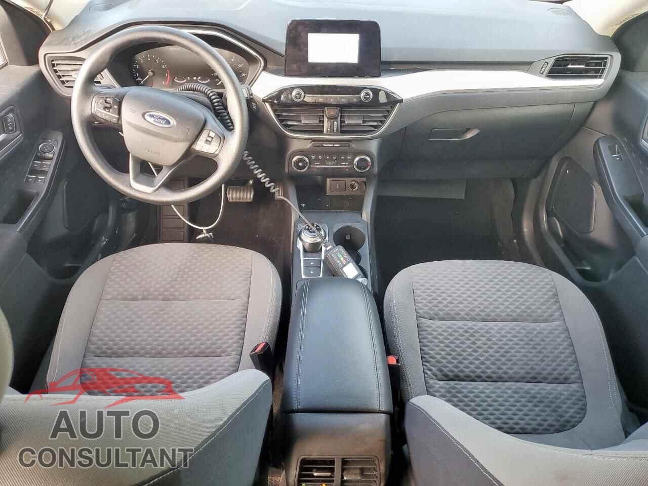 FORD ESCAPE 2020 - 1FMCU0G65LUA11385