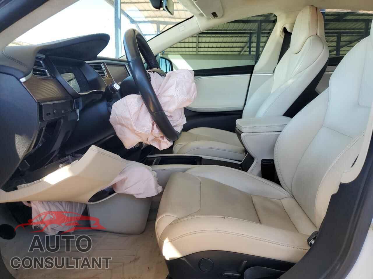 TESLA MODEL S 2018 - 5YJSA1E28JF247419