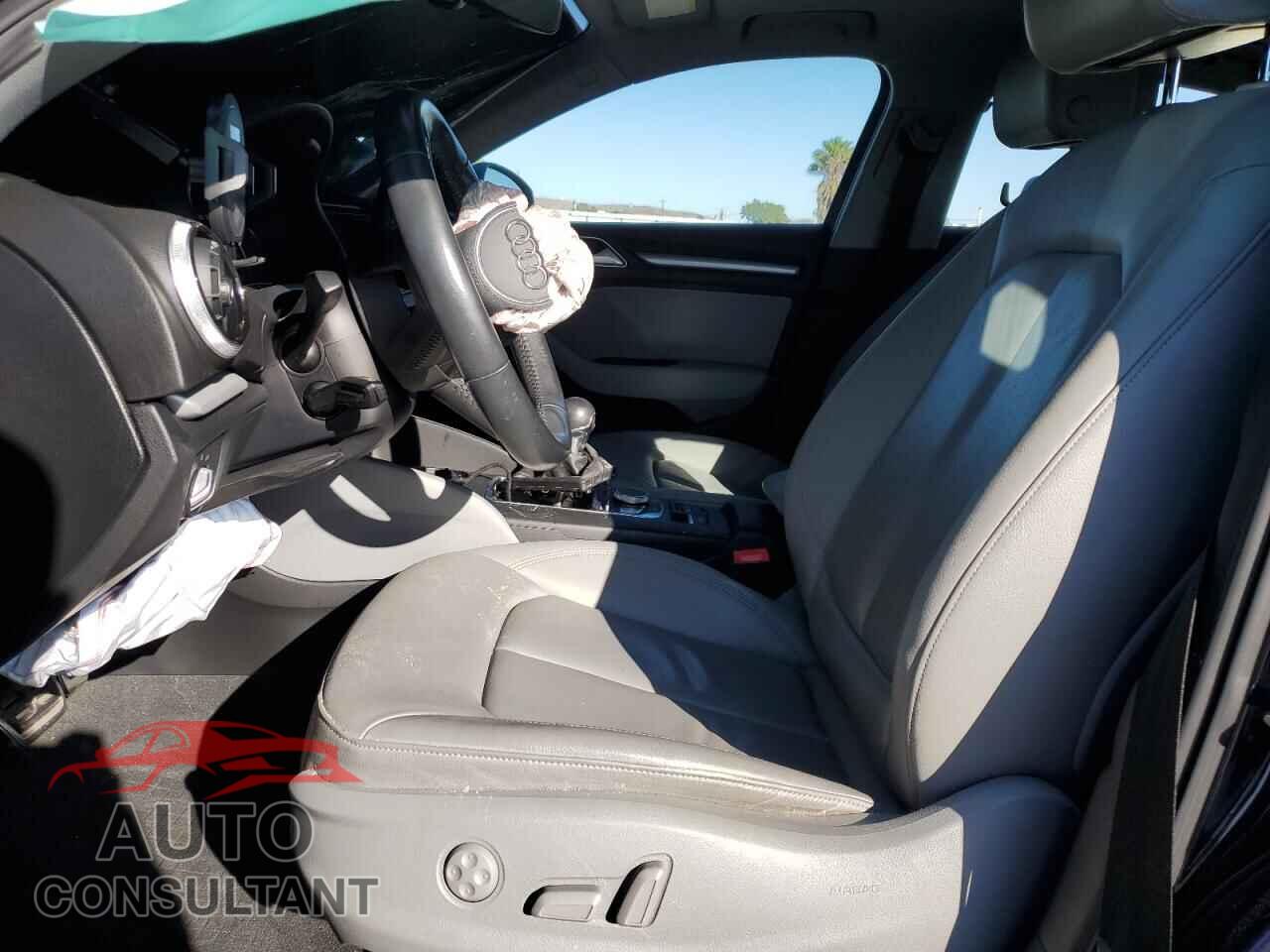 AUDI A3 2017 - WAUAUGFF4H1041053