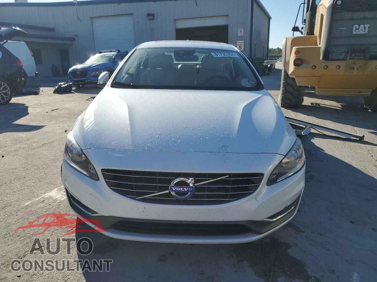 VOLVO S60 2014 - YV1612FS4E2282452