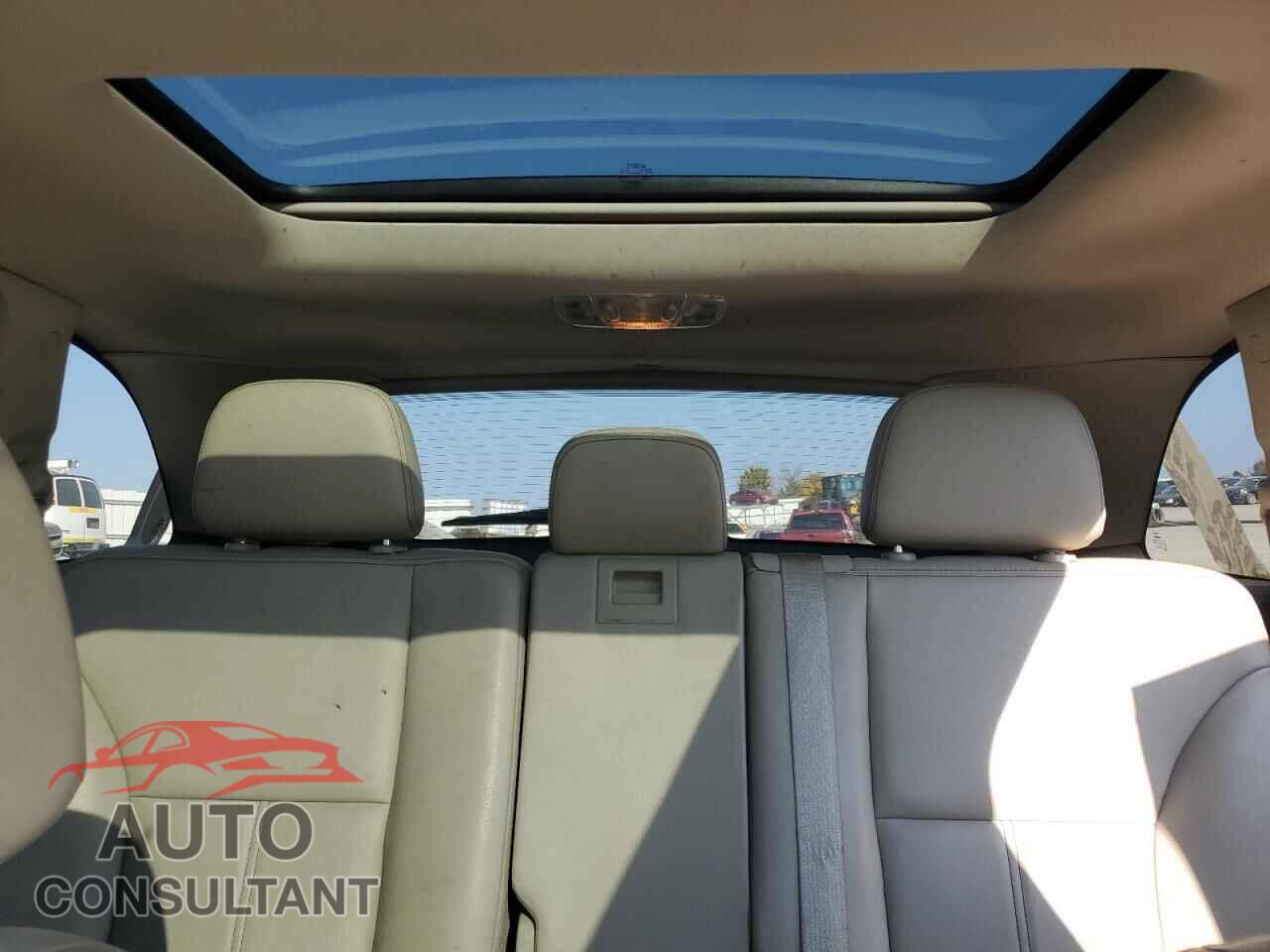 FORD EDGE 2011 - 2FMDK3JC7BBB46530
