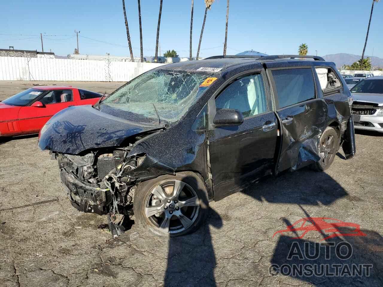 TOYOTA SIENNA 2018 - 5TDXZ3DC4JS952833