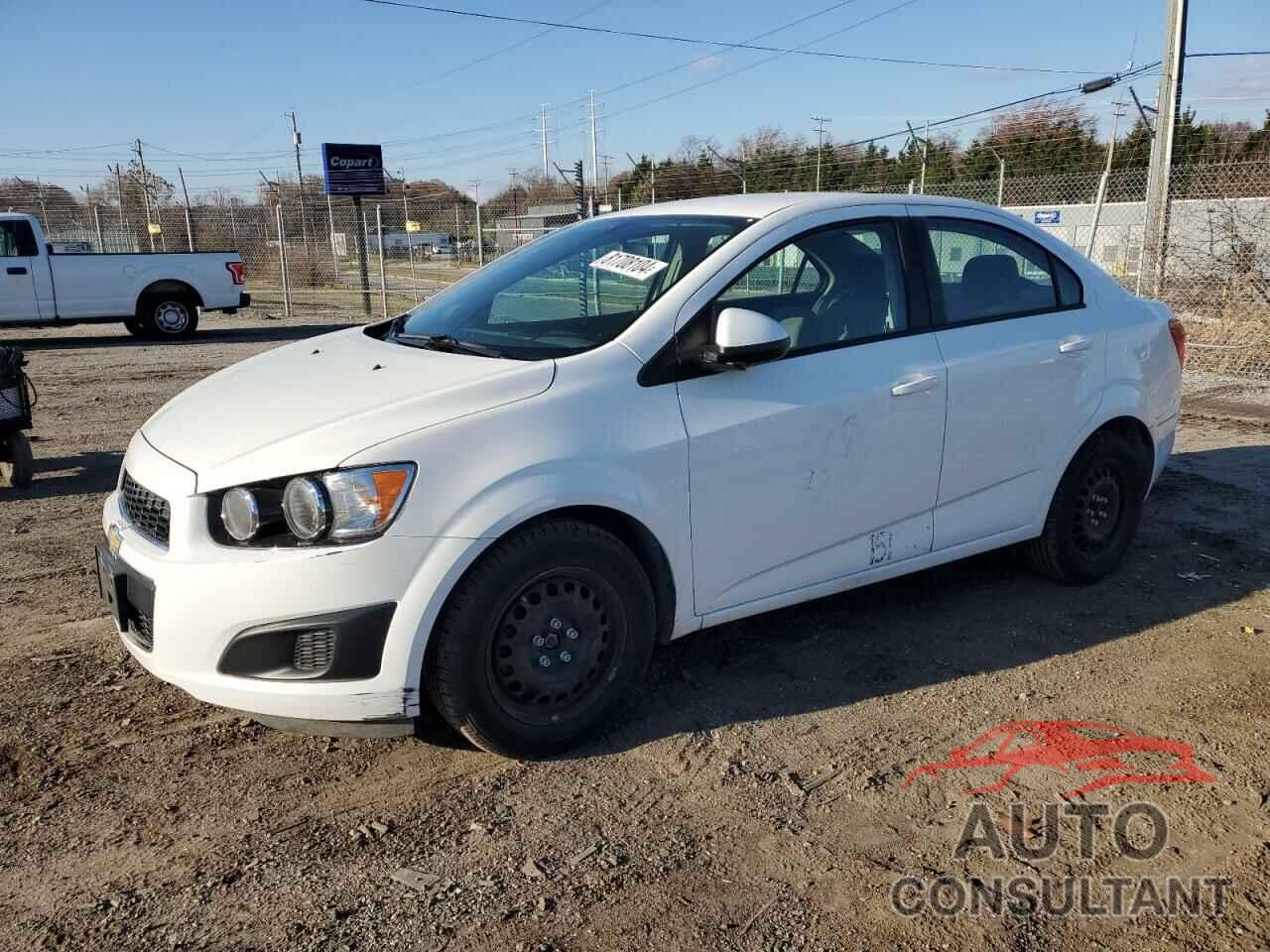 CHEVROLET SONIC 2015 - 1G1JA5SG1F4117833