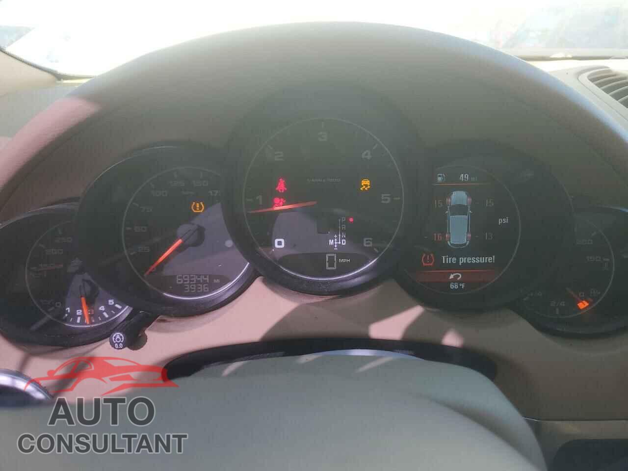 PORSCHE CAYENNE 2014 - WP1AF2A29ELA36644