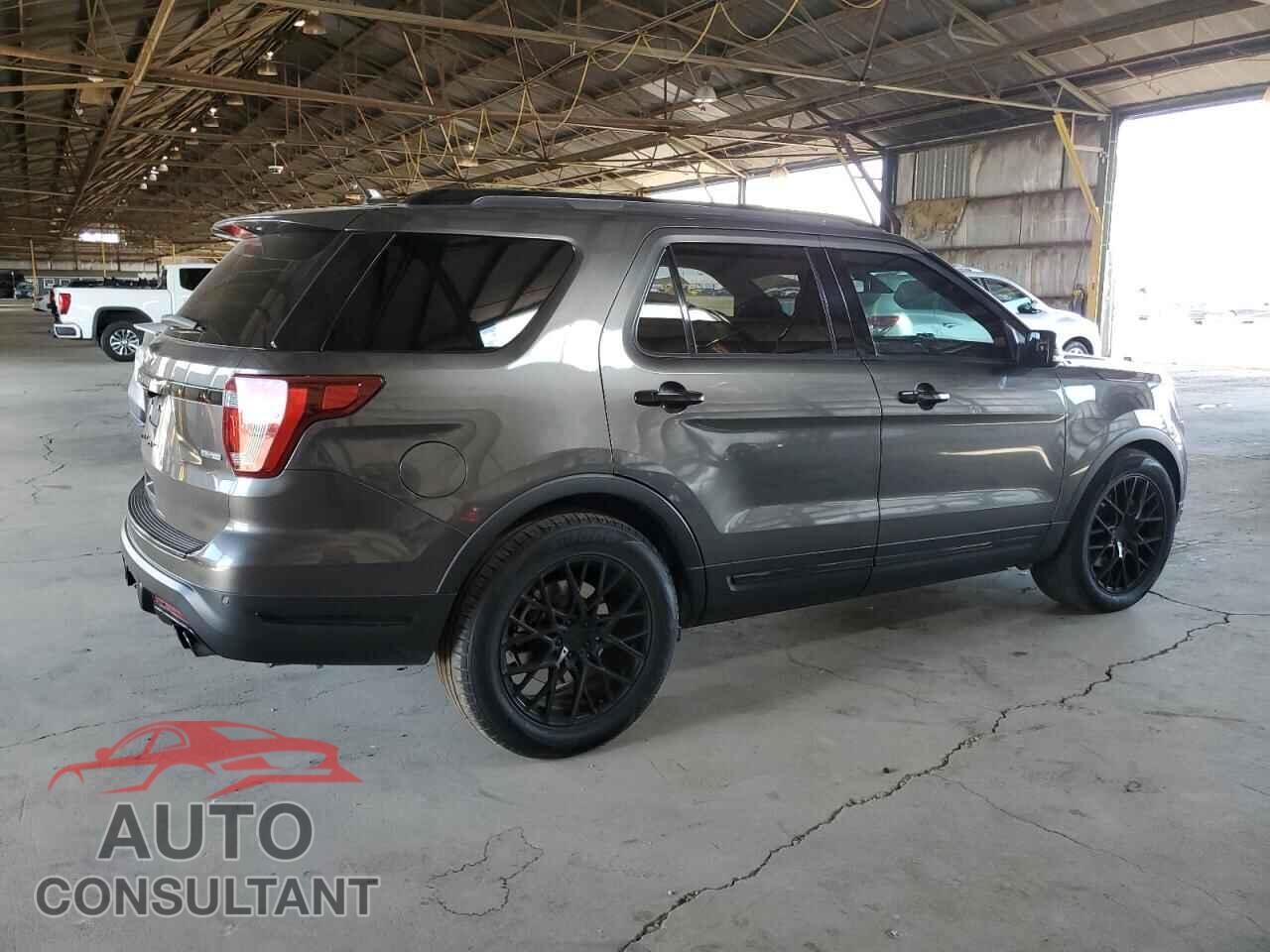 FORD EXPLORER 2018 - 1FM5K8GT1JGB09750