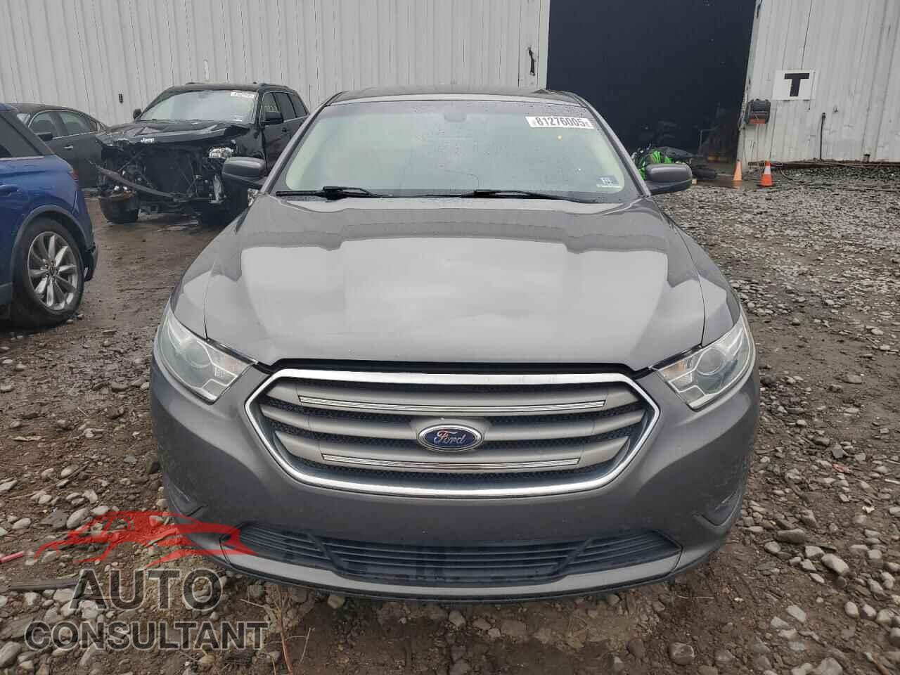 FORD TAURUS 2013 - 1FAHP2E88DG158890