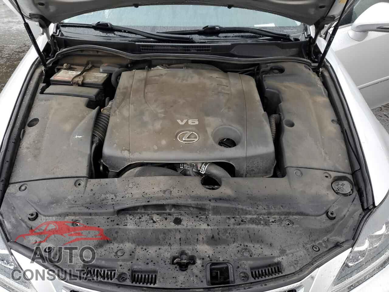 LEXUS IS 2011 - JTHBF5C24B5131941