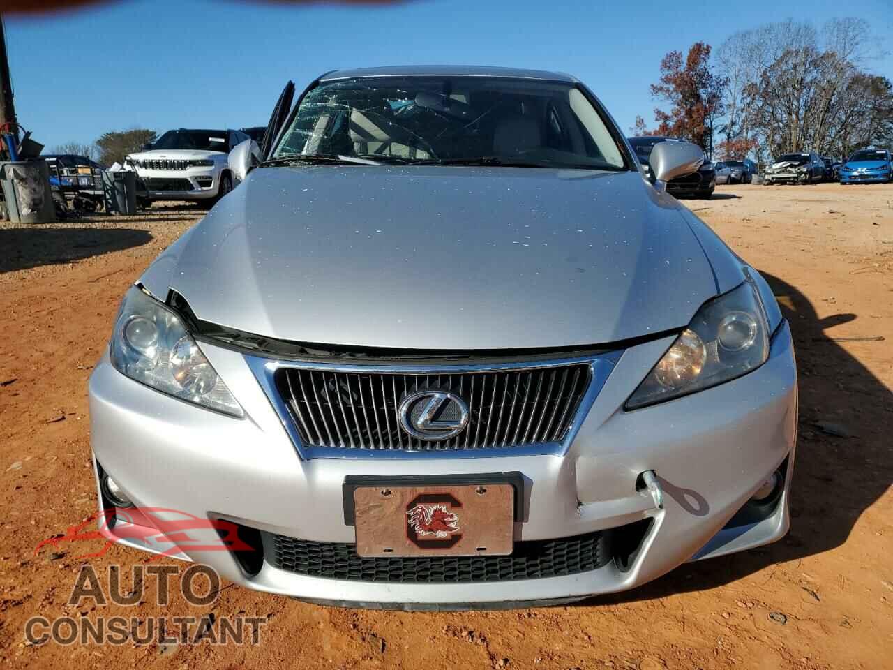 LEXUS IS 2011 - JTHCF5C22B5052420