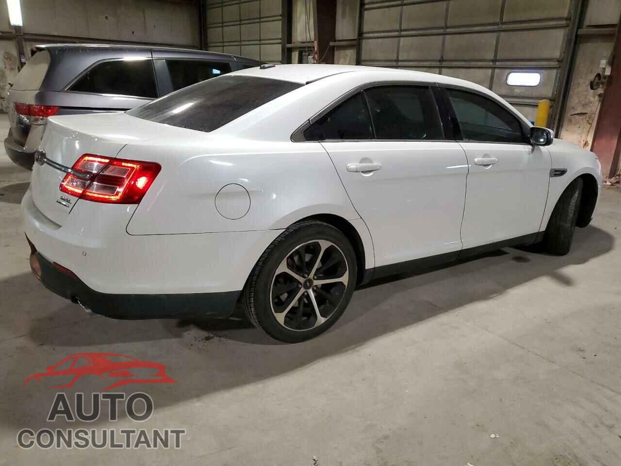 FORD TAURUS 2015 - 1FAHP2E86FG100635