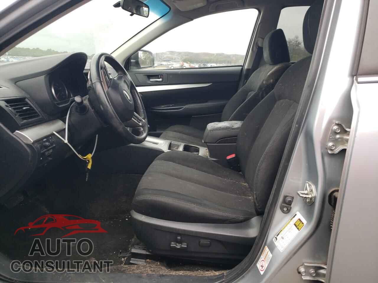 SUBARU OUTBACK 2013 - 4S4BRBBC2D3258697
