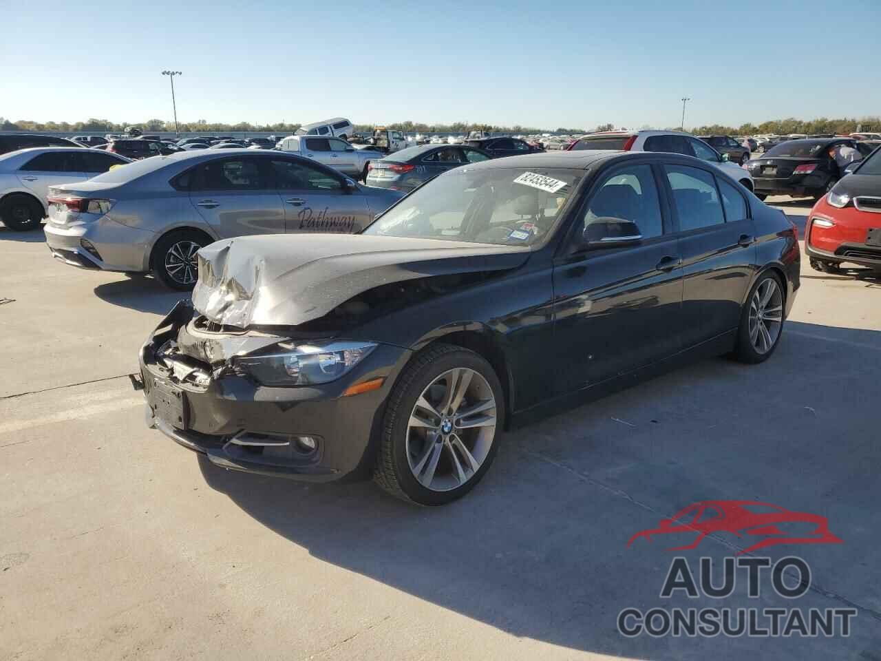 BMW 3 SERIES 2015 - WBA3C1G52FNR50123