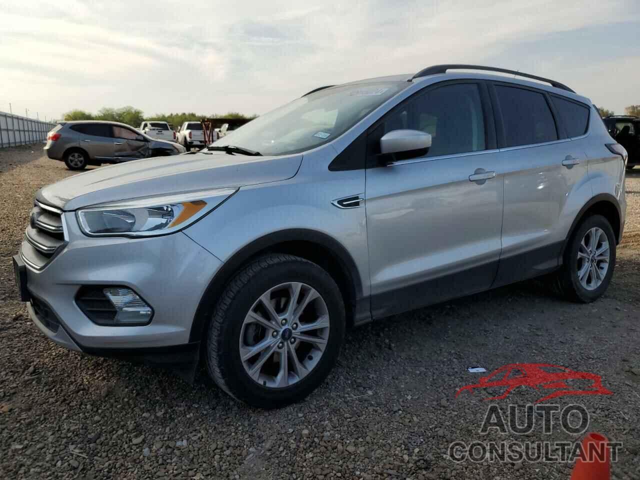 FORD ESCAPE 2018 - 1FMCU0GDXJUD28820