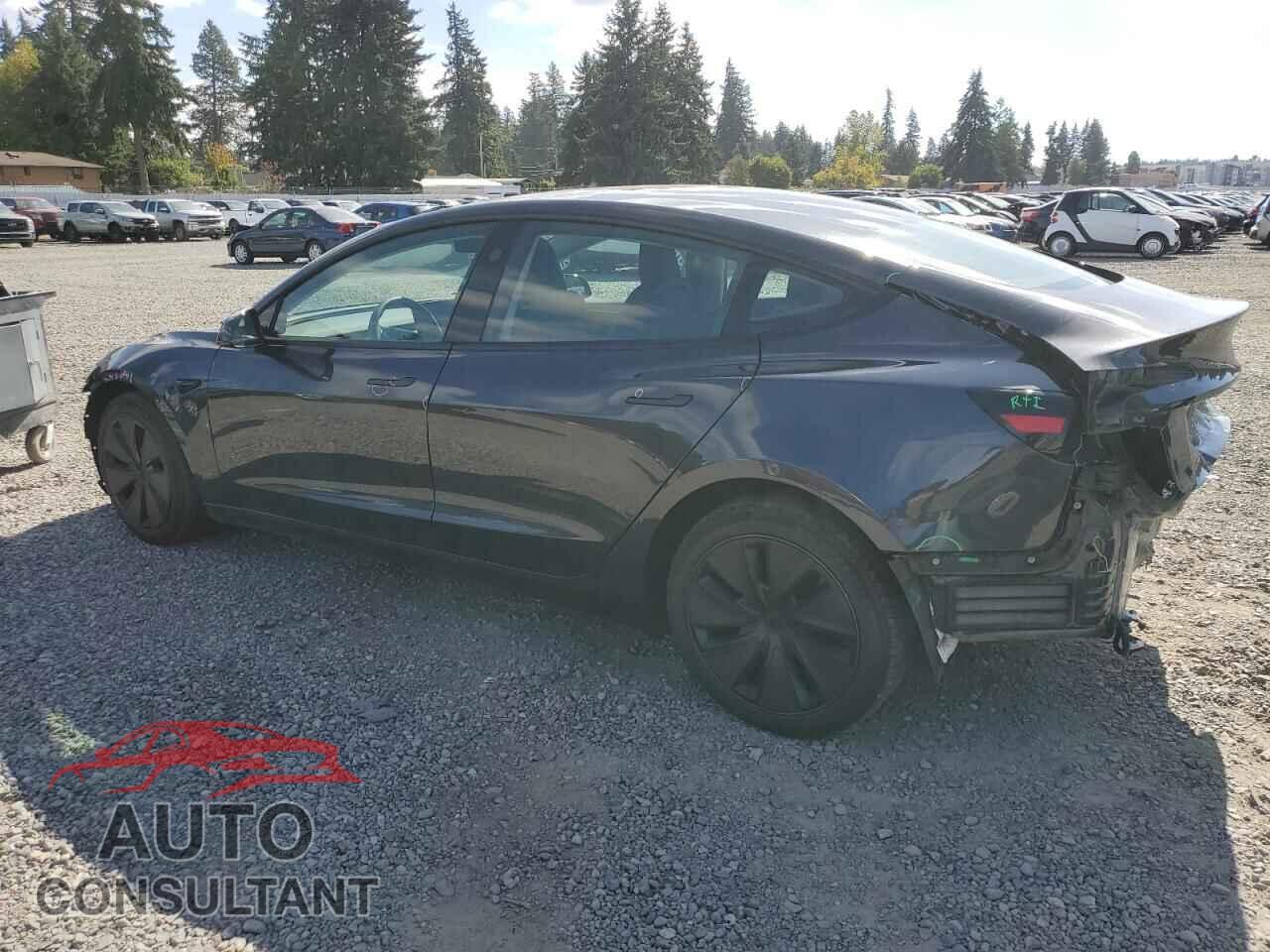 TESLA MODEL 3 2024 - 5YJ3E1EB1RF821492