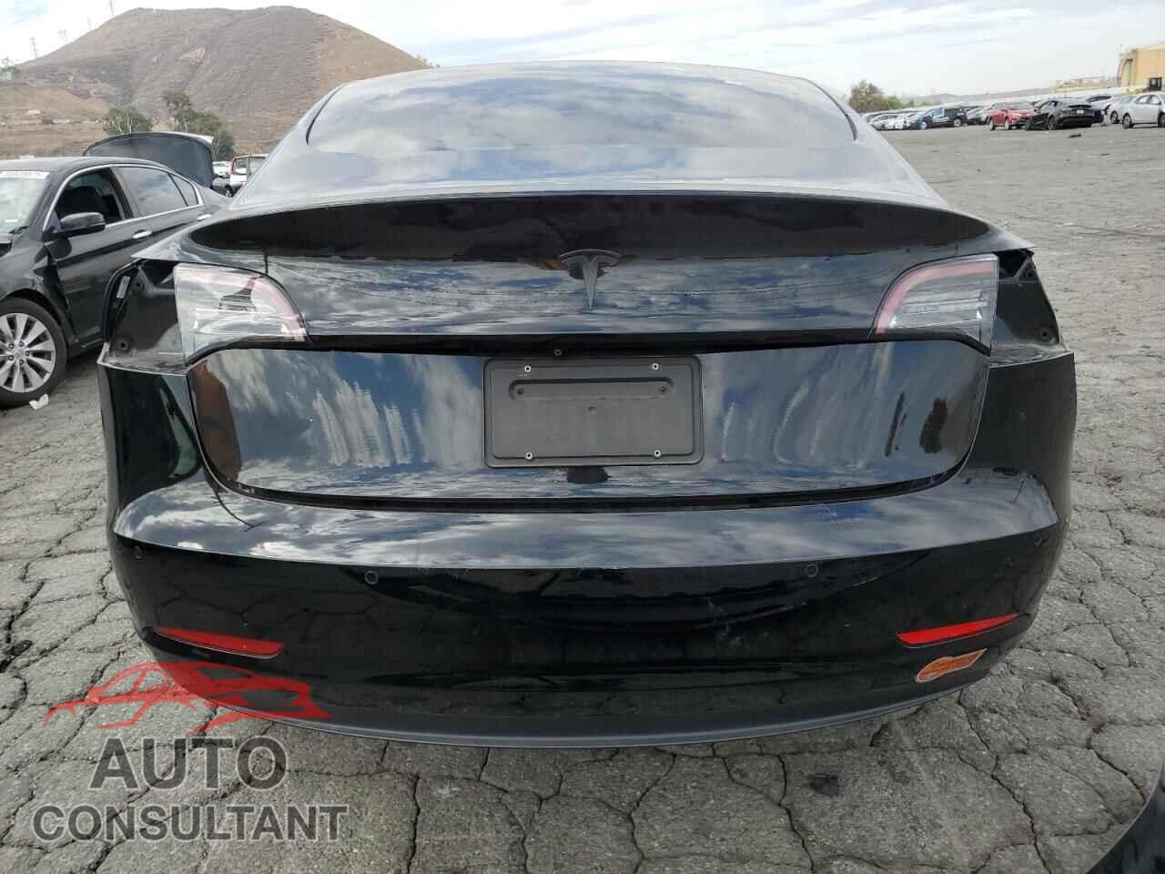 TESLA MODEL 3 2020 - 5YJ3E1EA4LF596905