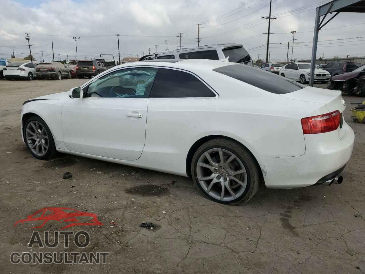 AUDI A5 2012 - WAUCFAFR4CA009545