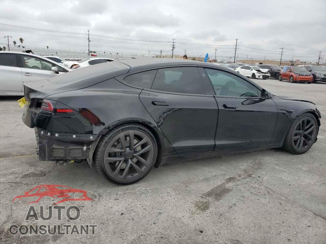 TESLA MODEL S 2022 - 5YJSA1E56NF482711