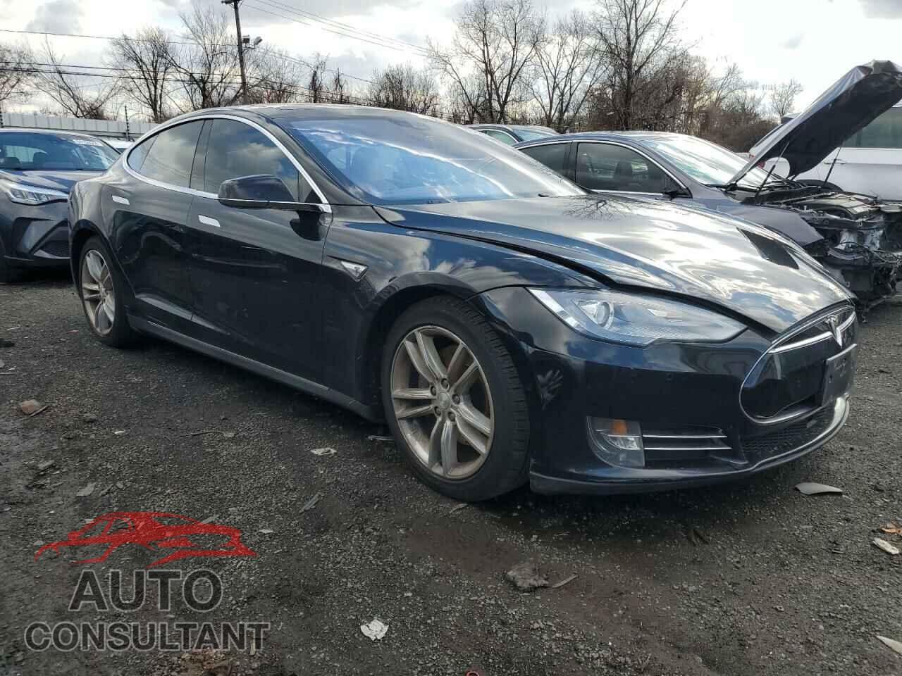 TESLA MODEL S 2016 - 5YJSA1E25GF121091