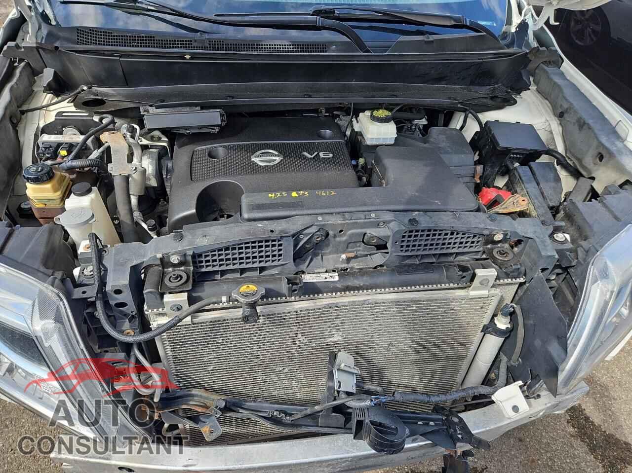 NISSAN PATHFINDER 2016 - 5N1AR2MM6GC654377