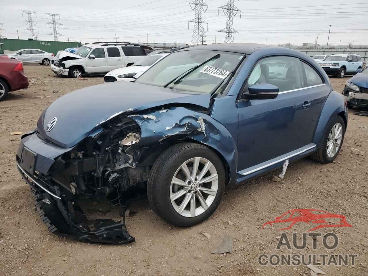 VOLKSWAGEN BEETLE 2018 - 3VWJD7AT5JM701963