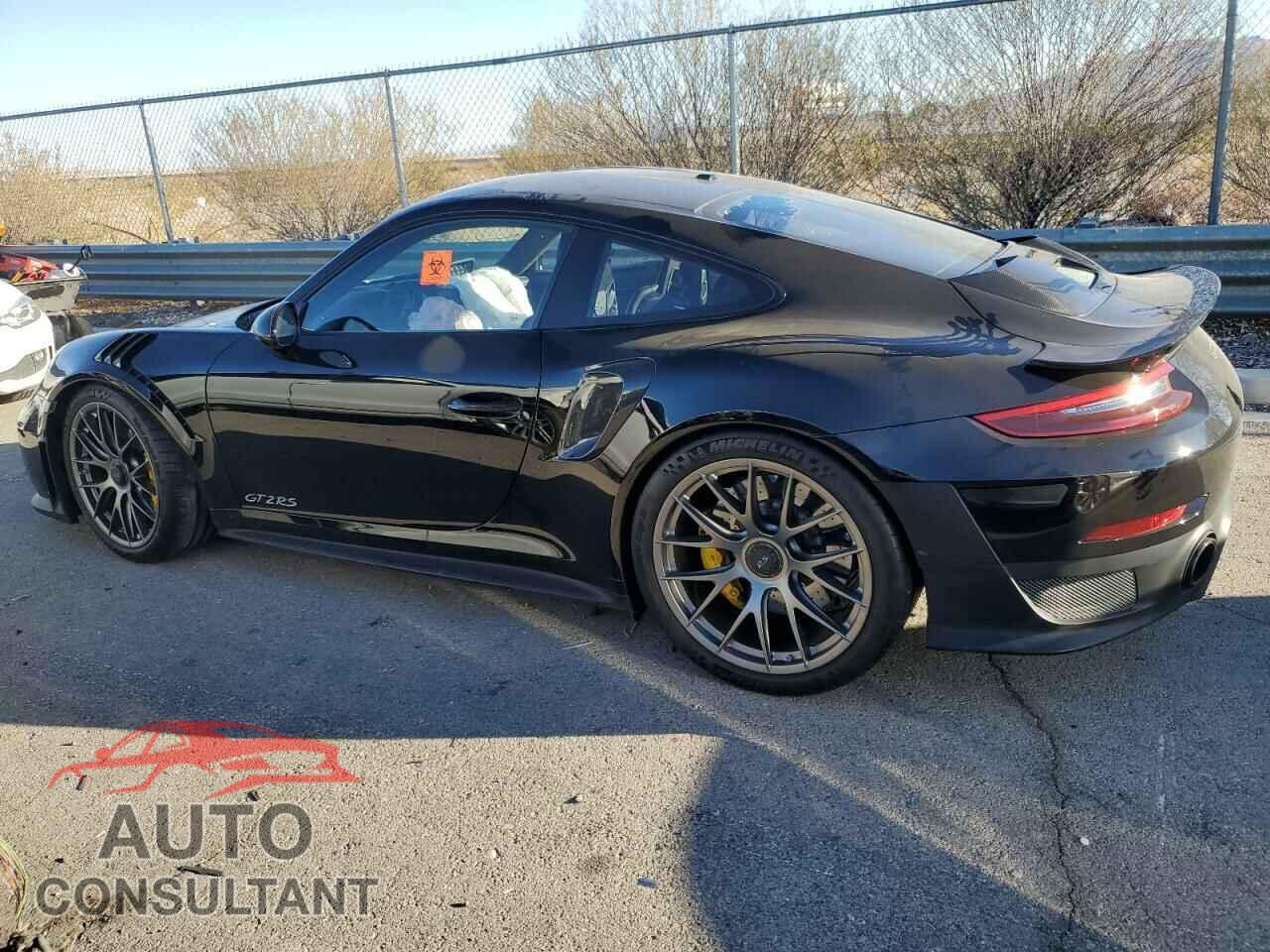 PORSCHE 911 2018 - WP0AE2A99JS185430