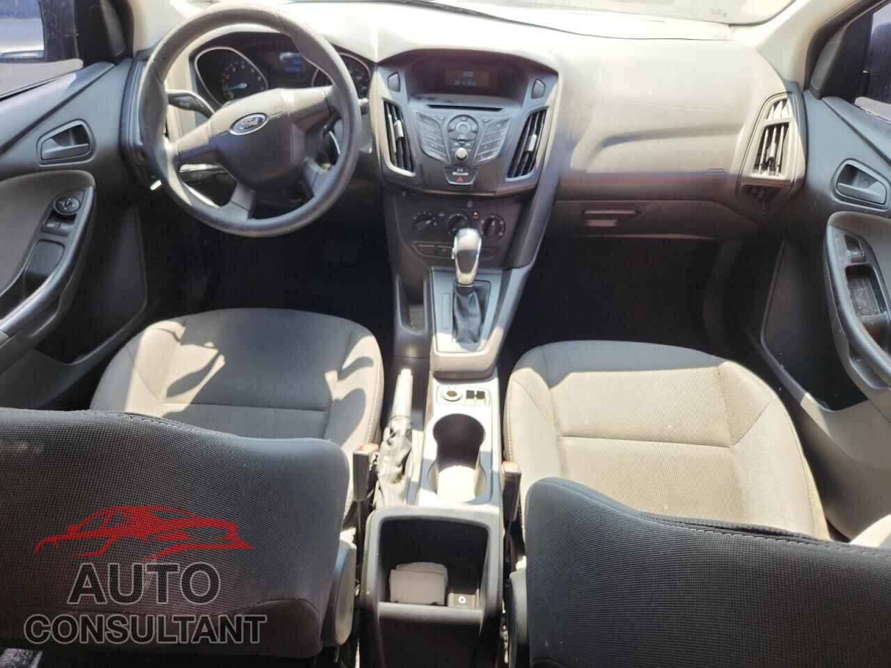 FORD FOCUS 2014 - 1FADP3E20EL155443