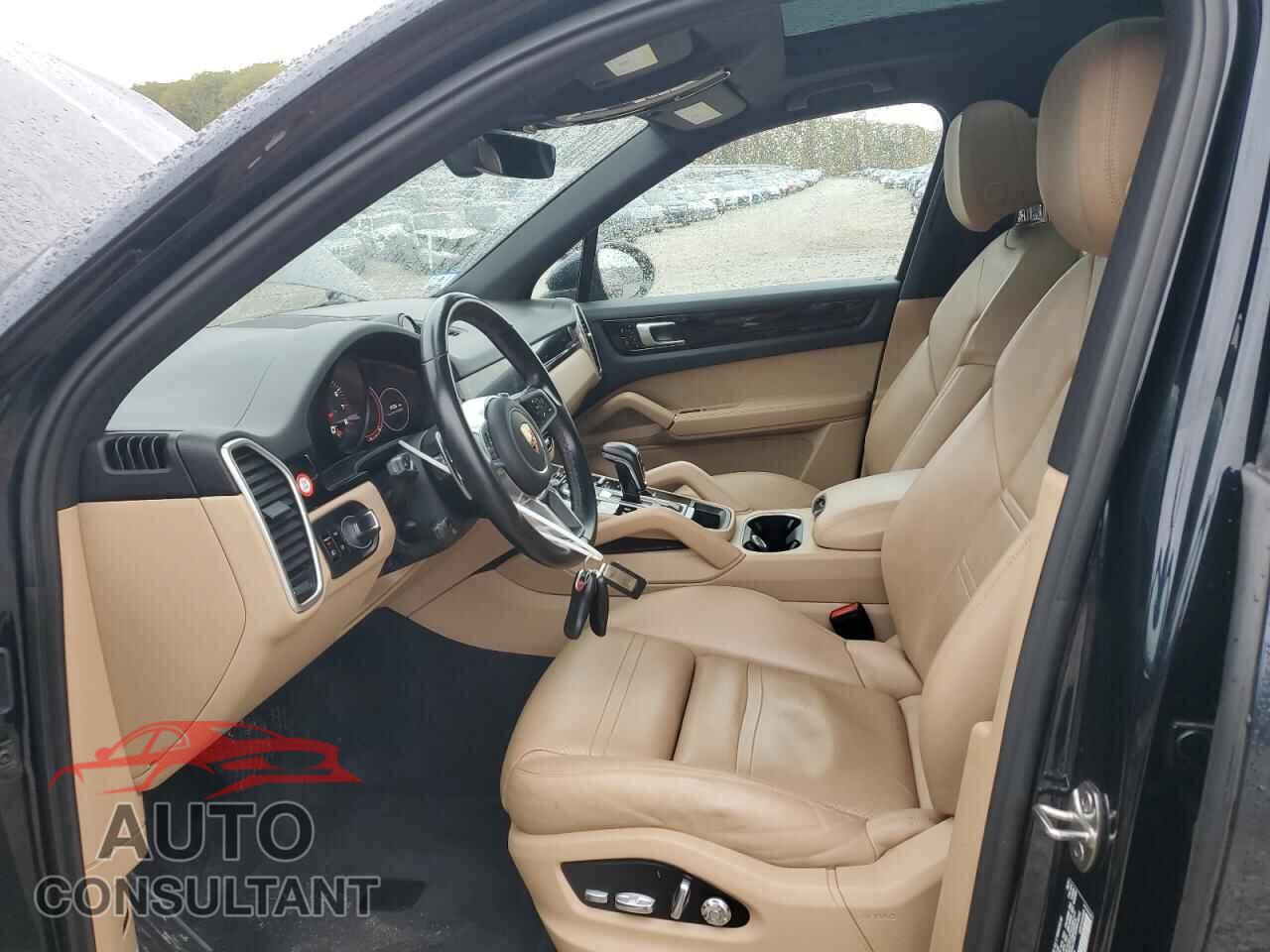 PORSCHE CAYENNE 2019 - WP1AA2AY9KDA17102