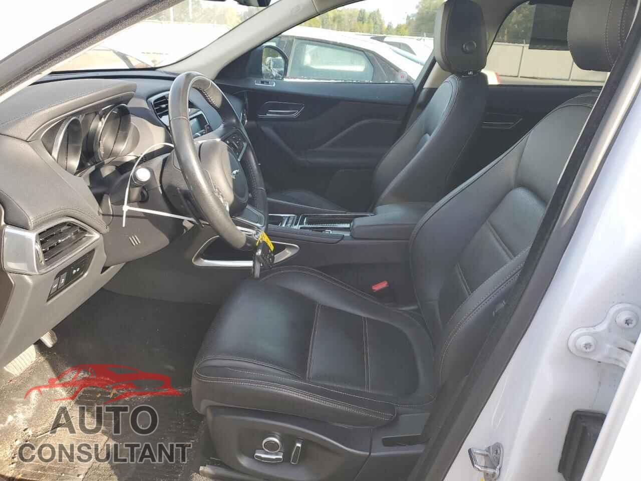 JAGUAR F-PACE 2019 - SADCK2FX6KA614964