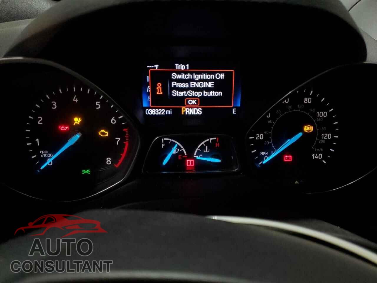 FORD ESCAPE 2018 - 1FMCU9J96JUD21503