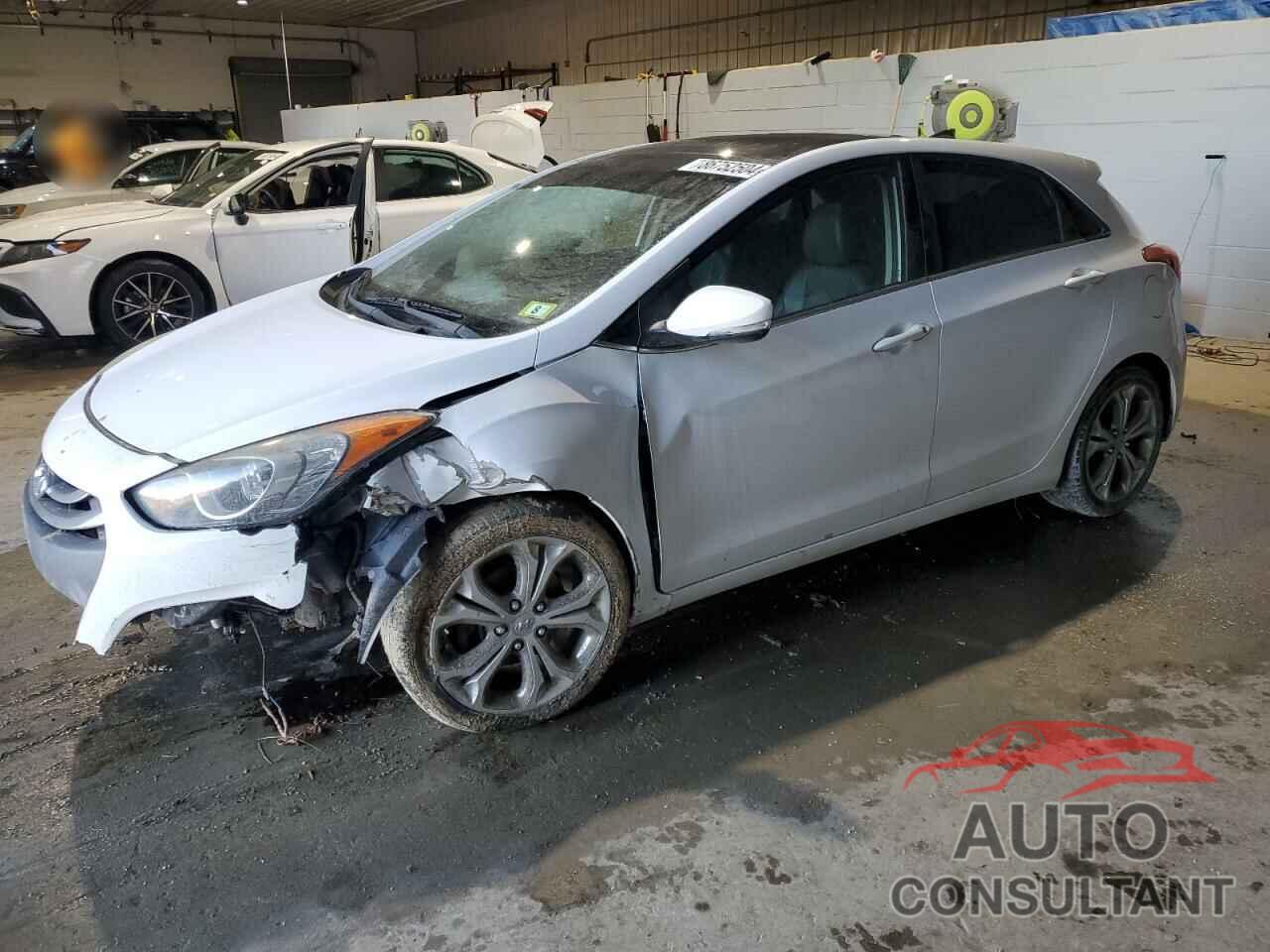 HYUNDAI ELANTRA 2013 - KMHD35LE2DU063544