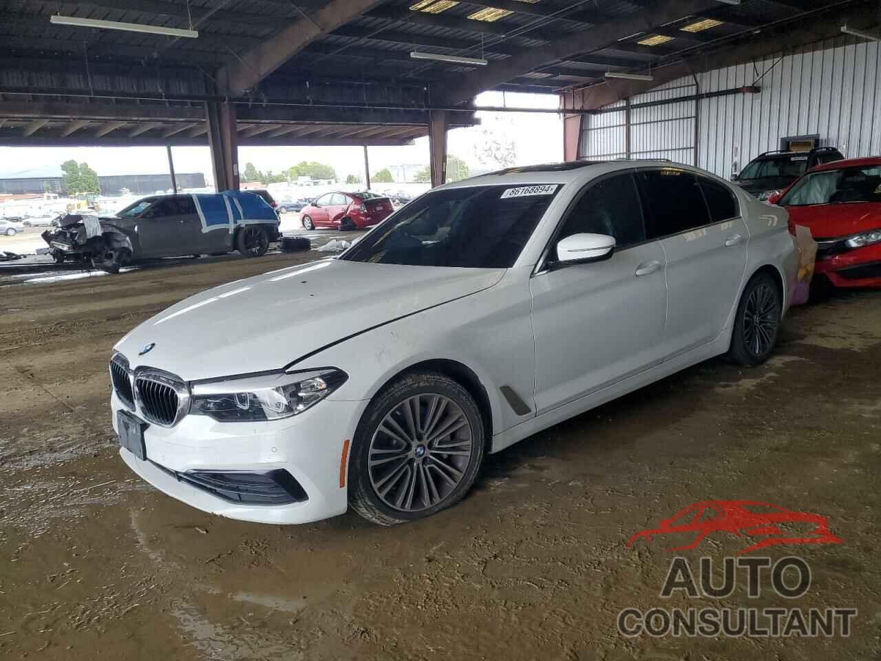 BMW 5 SERIES 2019 - WBAJA5C54KWW15735