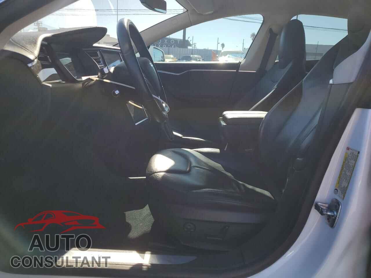 TESLA MODEL S 2015 - 5YJSA1S19FFP77014