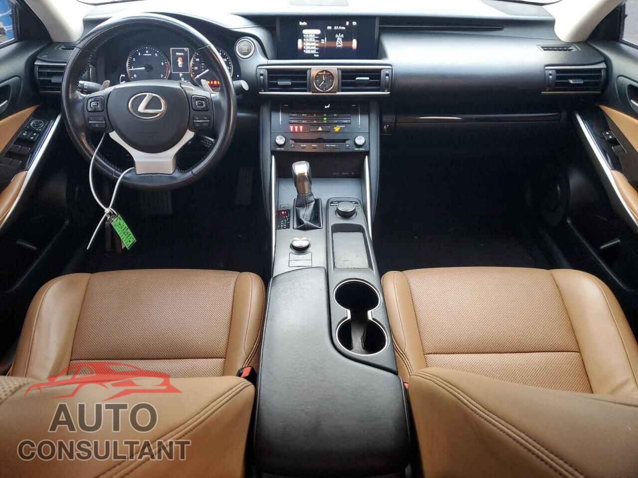 LEXUS IS 2017 - JTHBA1D26H5060479