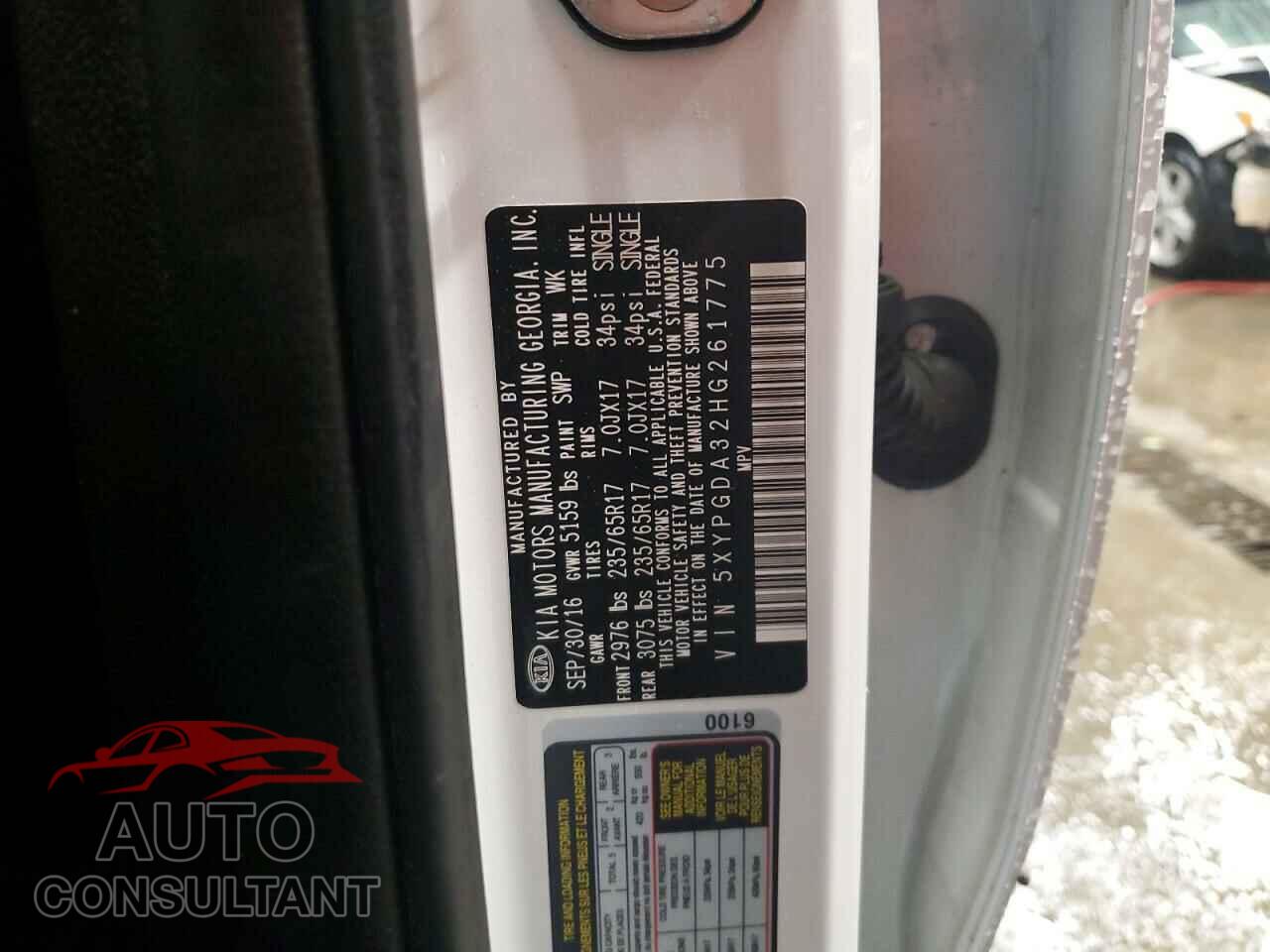 KIA SORENTO 2017 - 5XYPGDA32HG261775