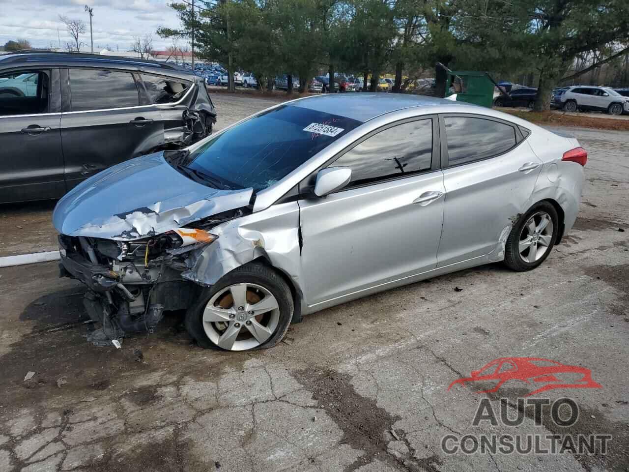 HYUNDAI ELANTRA 2013 - 5NPDH4AE5DH279756