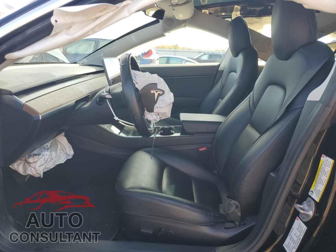 TESLA MODEL 3 2018 - 5YJ3E1EA0JF169895