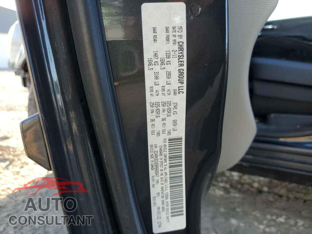 DODGE CARAVAN 2011 - 2D4RN3DG6BR668947