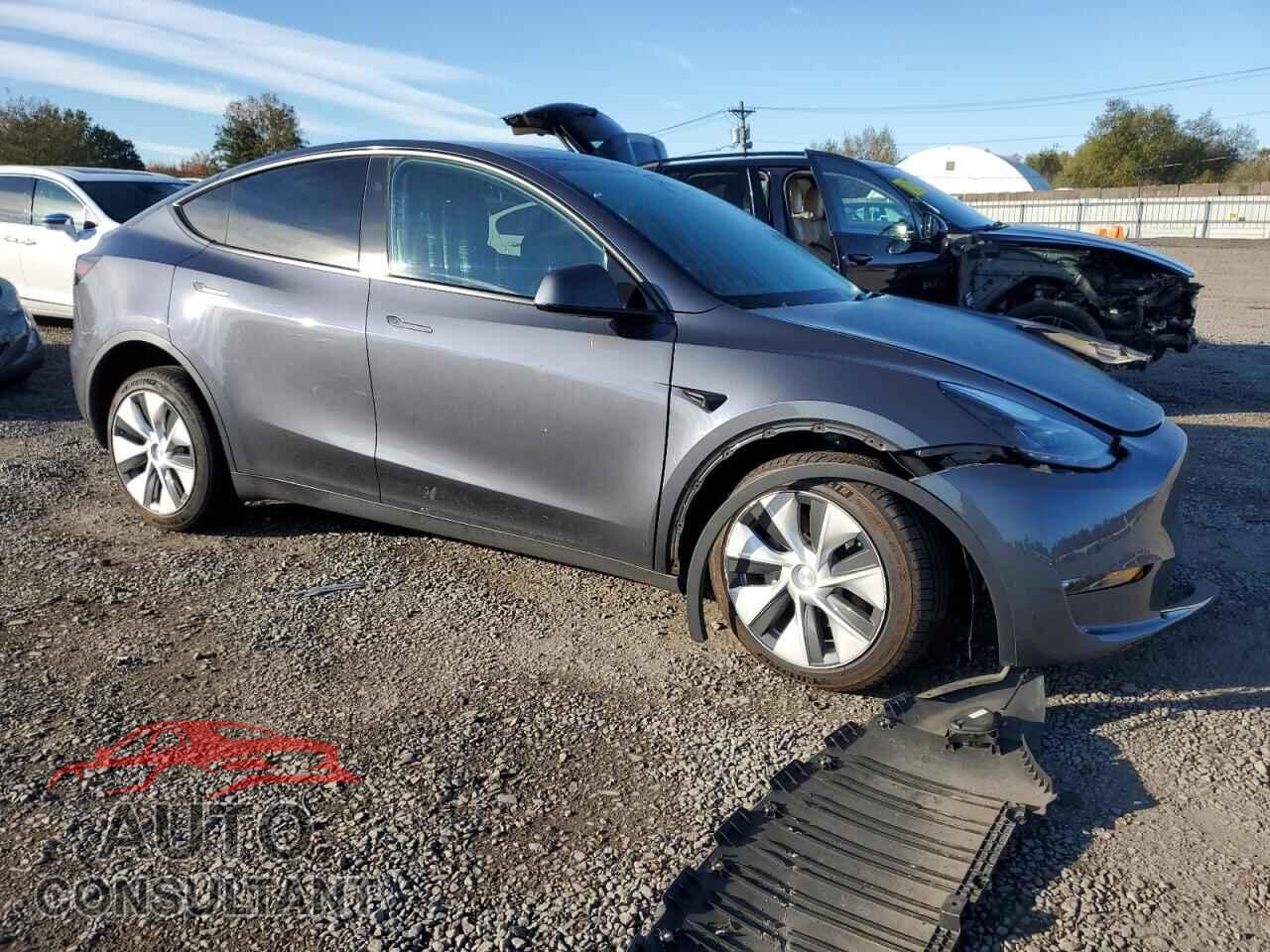 TESLA MODEL Y 2023 - 7SAYGDEE2PF873855
