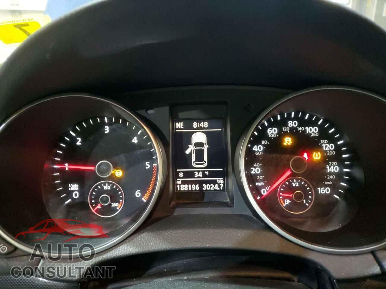 VOLKSWAGEN JETTA 2014 - 3VWML7AJ4EM625155