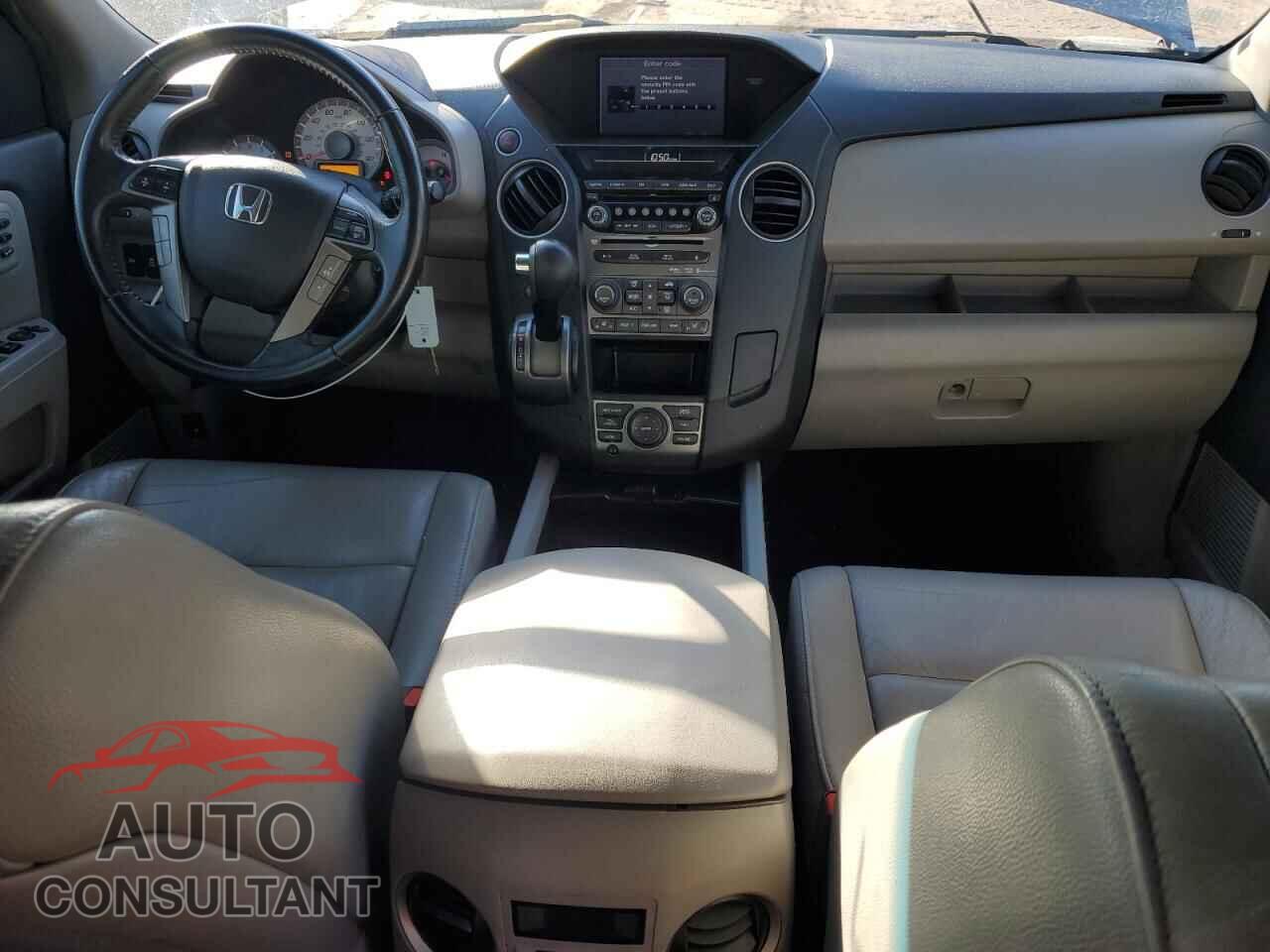 HONDA PILOT 2013 - 5FNYF3H96DB010416
