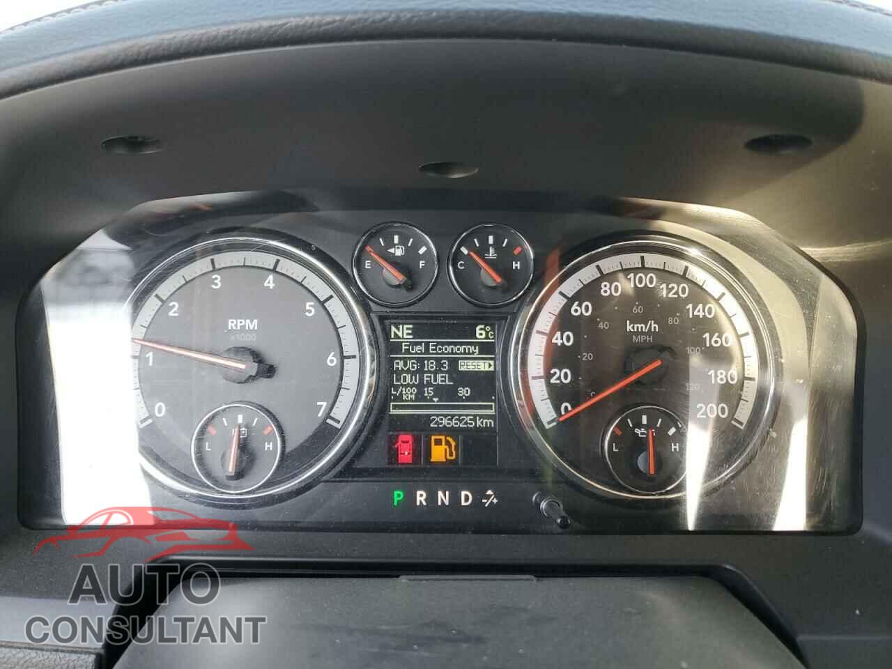 DODGE RAM 1500 2012 - 1C6RD7MT2CS151754