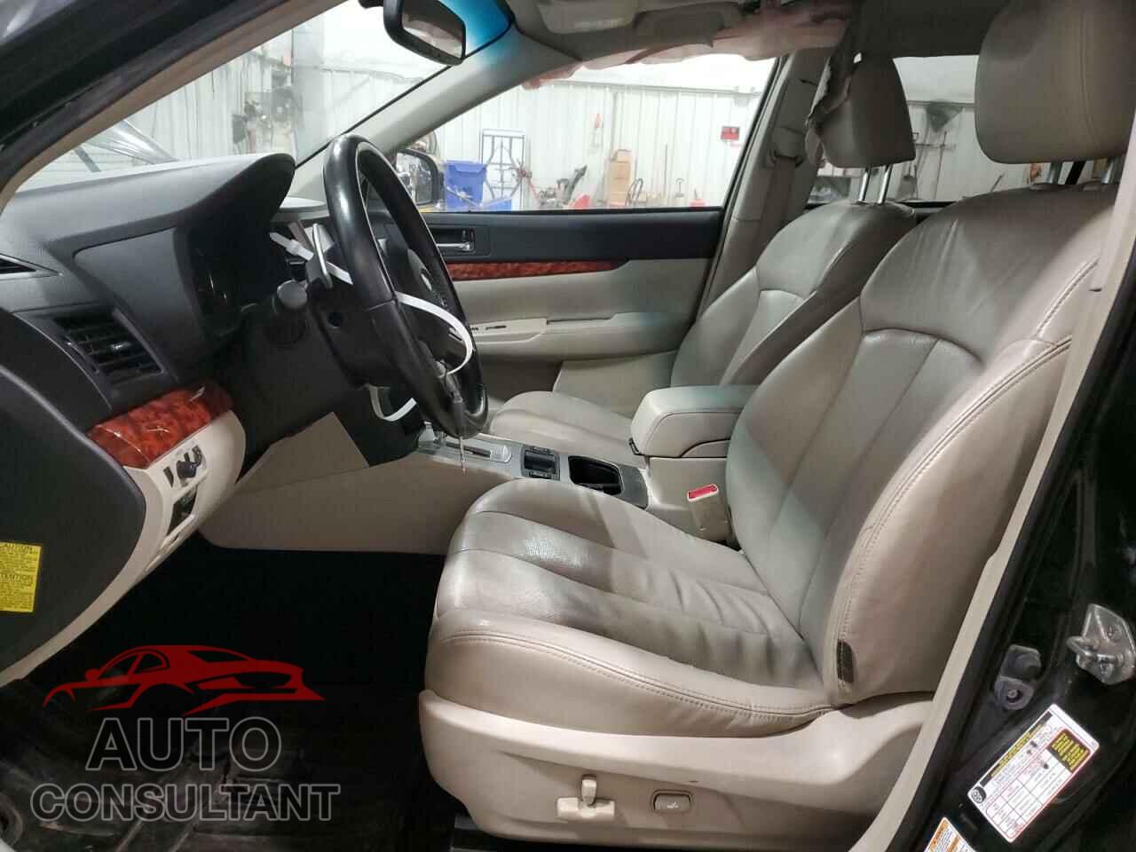 SUBARU OUTBACK 2011 - 4S4BRCLC2B3324151
