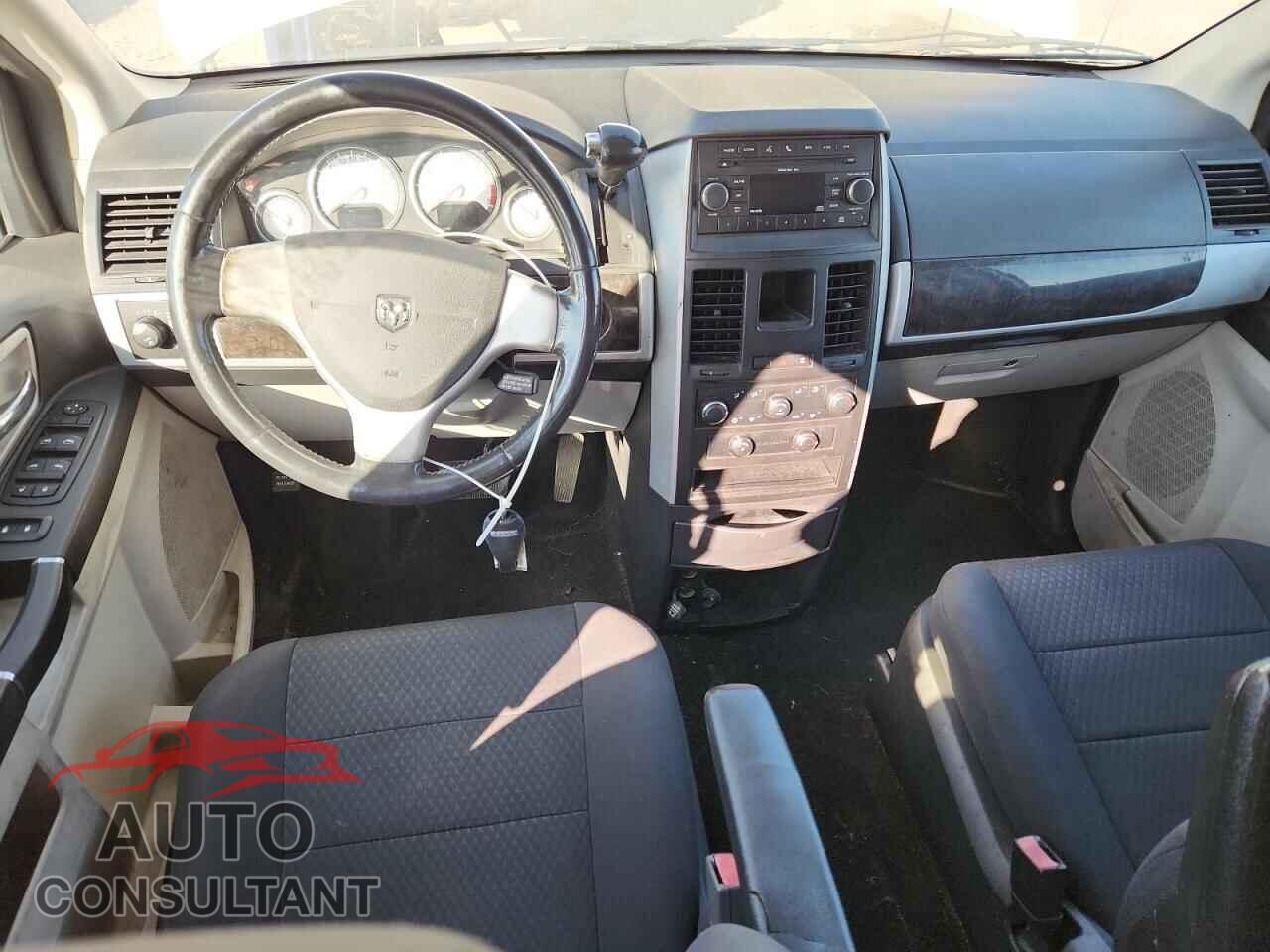 DODGE CARAVAN 2010 - 2D4RN5D10AR202081